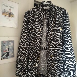 Calvin Klein Jacket Size 1X runs small
